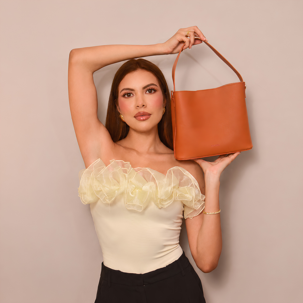 Suci Caramelo Bucket Bag