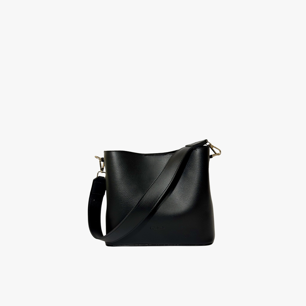 Suci Negro Bucket Bag
