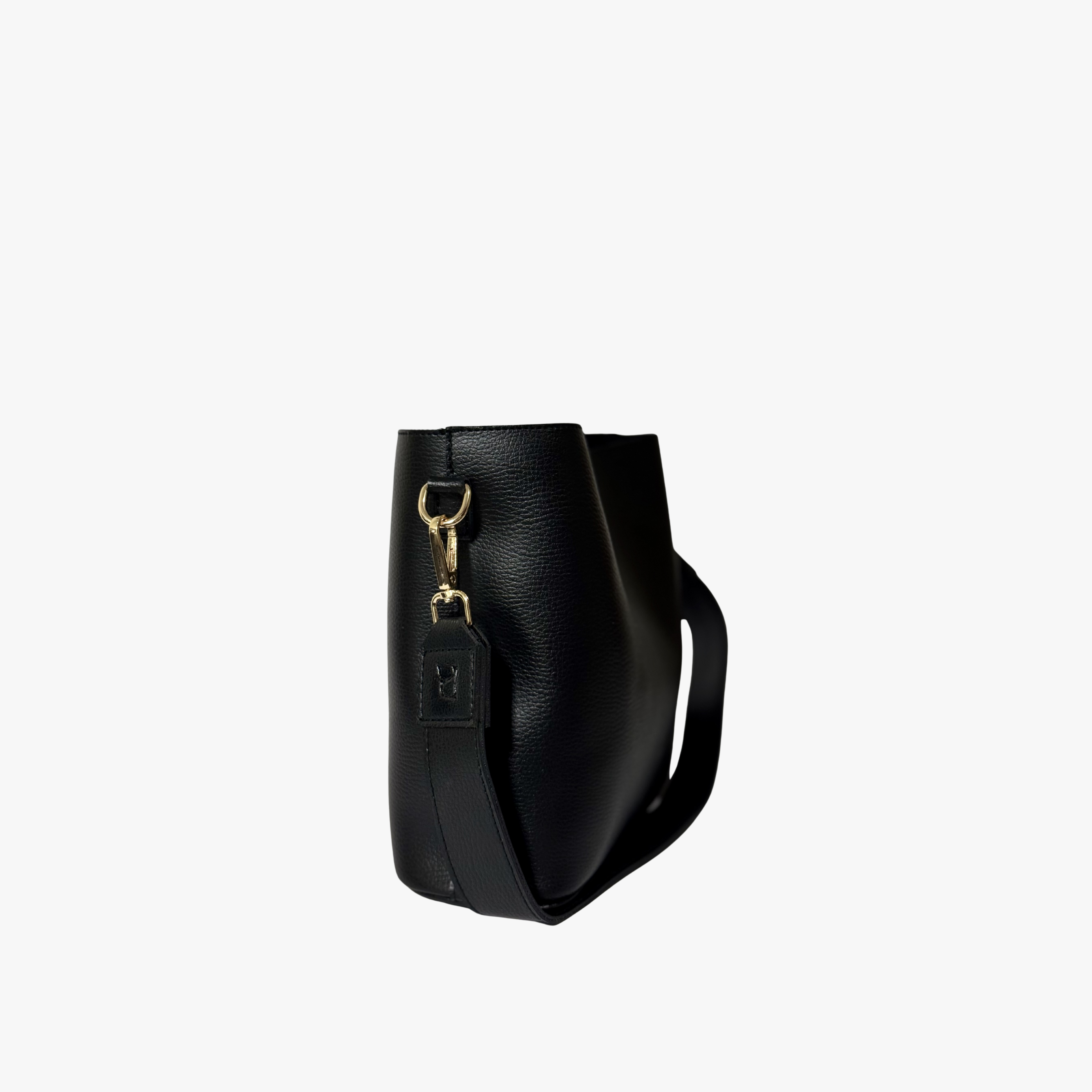 Suci Negro Bucket Bag